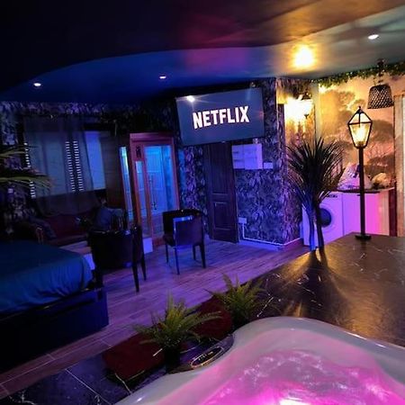 Marbella Logement Privatif -Jacuzzi-Sauna La Valette-du-Var Ngoại thất bức ảnh